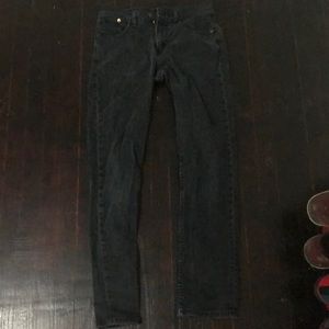 BLACK LEVIS. 29X30. SKINNY JEANS BLACK